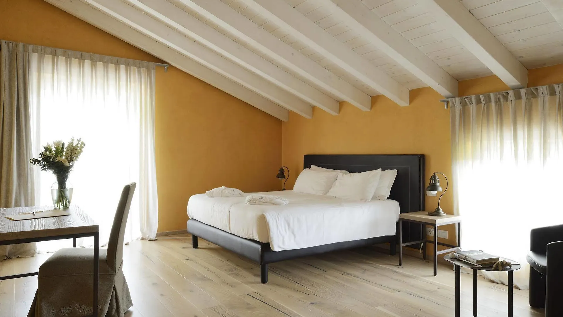 Relais Rossar Boutique Hotel Garda & Hills Costermano